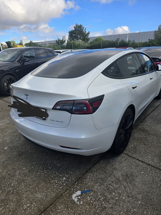 Pecas tesla model 3