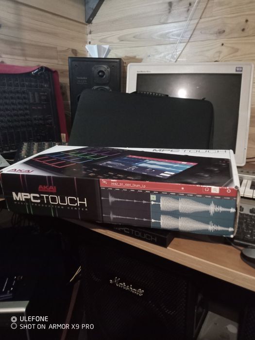 Akai MPC Touch Professionall