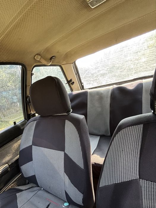 Mazda 323 1985 1.3