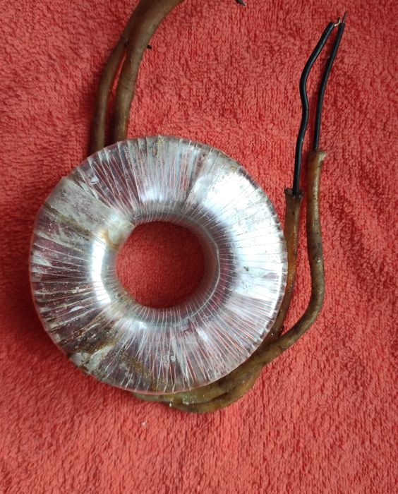 Transformator toroidalny TORAL 100VA, 220V/50Hz sec 11V