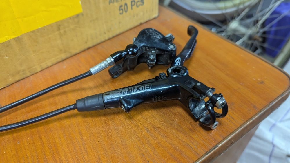 Продам гідравлічне гальмо Avid elixir