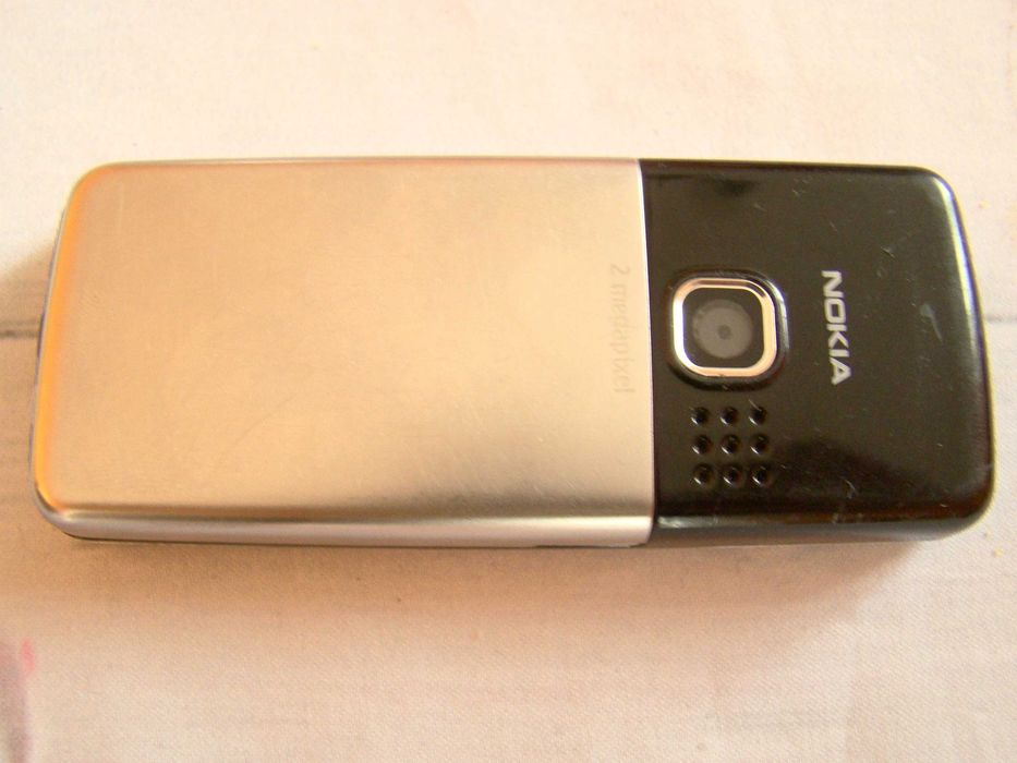 Telefon nokia 6300