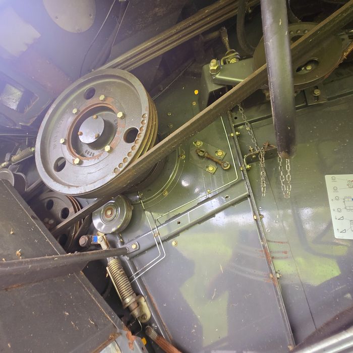 Свіжий claas lexion 460 з жаткою