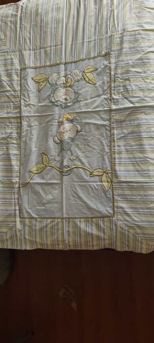 Edredão com capa e resguardo