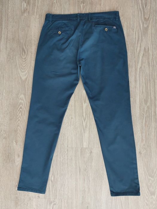 Pull&Bear spodnie eleganckie chinosy niebieskie idealne W38
