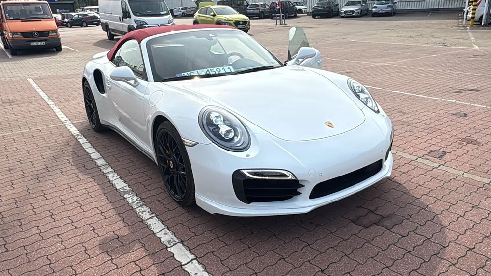 Porsche 911 Turbo S Cabriolet | 2015 | uszkodzony silnik Zamiana