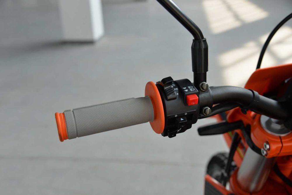 Мотоцикл KOVI JNC 300 SR, гарантія, доставка, сервіс