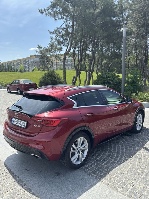 Продам infinity qx30