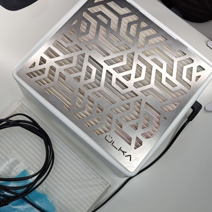 Pochłaniacz pyłu do manicure pedicure Ulka Premium