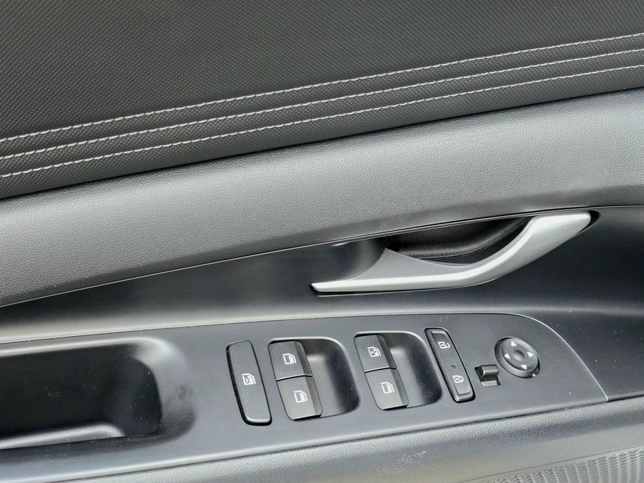 Hyundai Elantra 2020г.в. 2.0 автомат, бензин