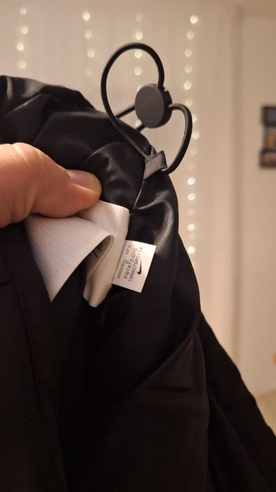 Куртка жіноча Оригінал Nike FB7672 010, розмір  S.