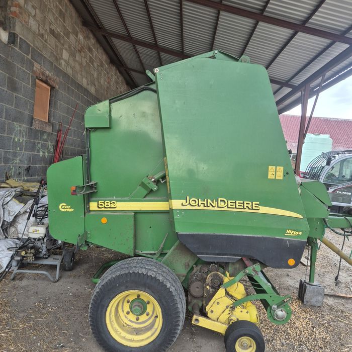 Prasa John deere  582