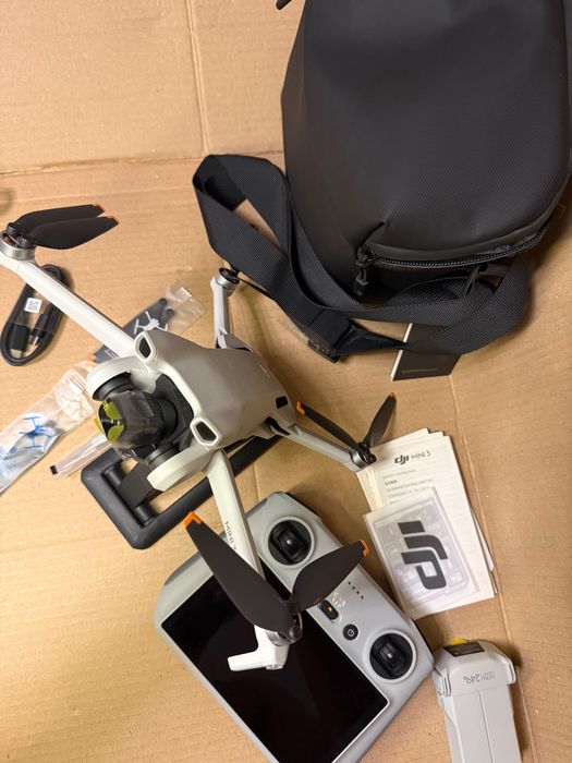 Drone DJI Mini 3 + extras