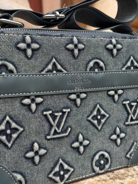 Барсетка Louis Vuitton 25x18см