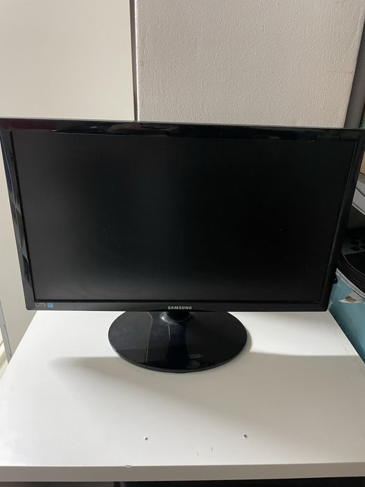 Monitor PC (Samsung) Usado, Bom Negocio com cabo