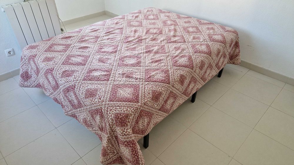 Edredon / colcha 2 faces 195 cm largura x 245 cm comprimento