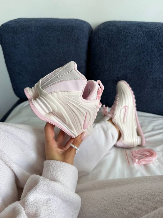 Кросівки Кроссовки NIKE SHOX R4 PINK FOAM  PEARL PINK Розовый Рожевий Кросовки демісезон