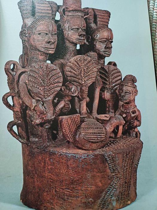 Livro   África - Geoffrey Parrinder