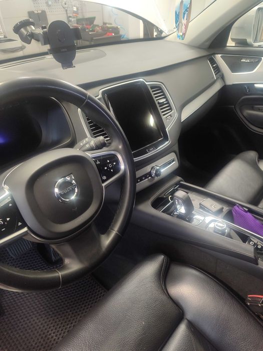 Volvo XC-90 2022р