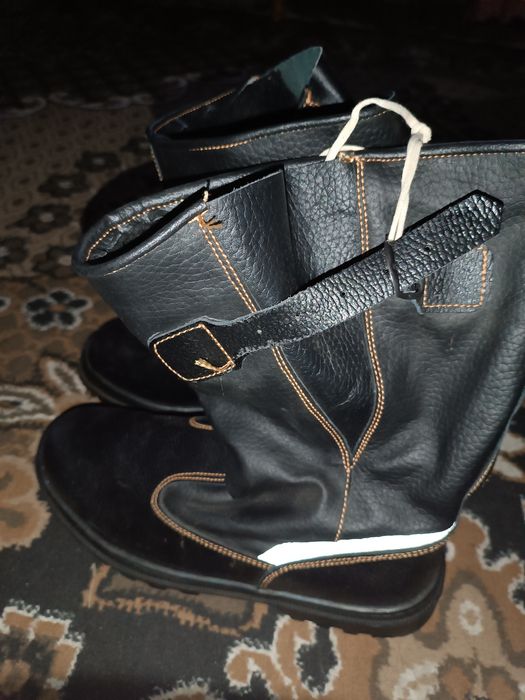Нові,теплі,водовідштовхні чоботи 43р