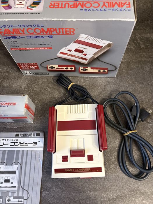 Консоль Nintendo Famicom mini Японка стан супер
