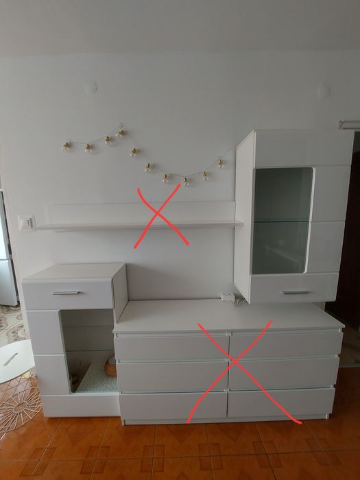 Sprzedam 2 szafki białe z szybą