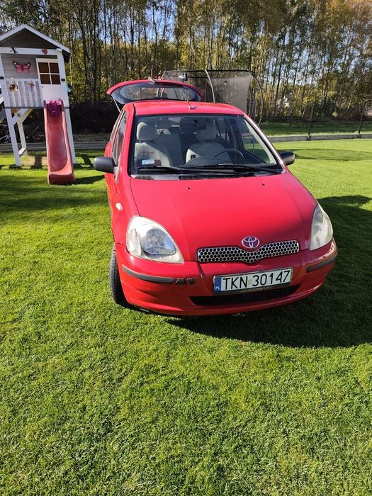 Toyota Yaris 2000
