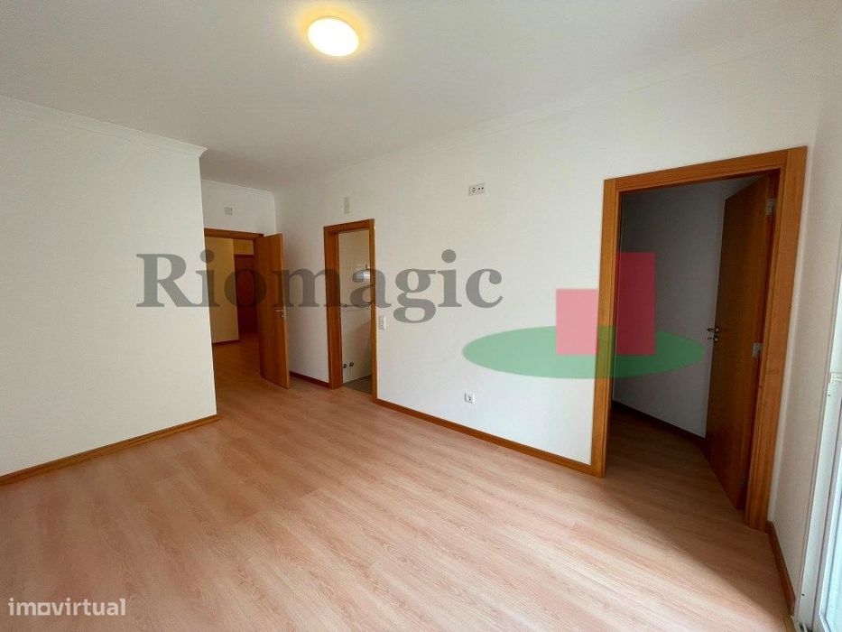 Apartamento T3 Rio Maior***RIOMAGIC***