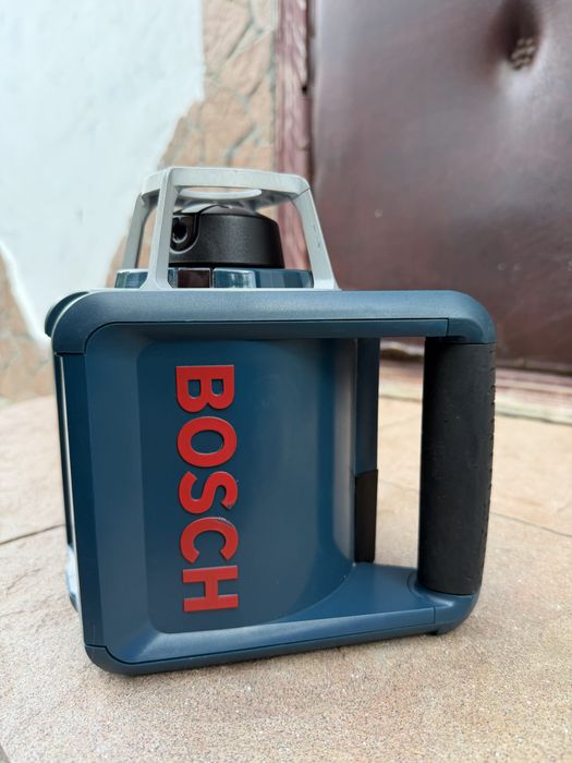 Ротаційний лазерний  нівелір  Bosch б/у