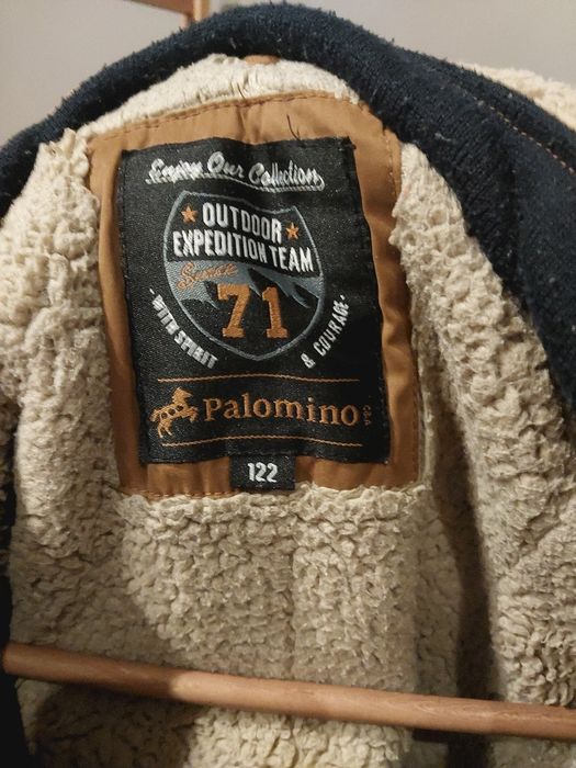 Śliczna zimowa kurtka i kurtka wiatrówka