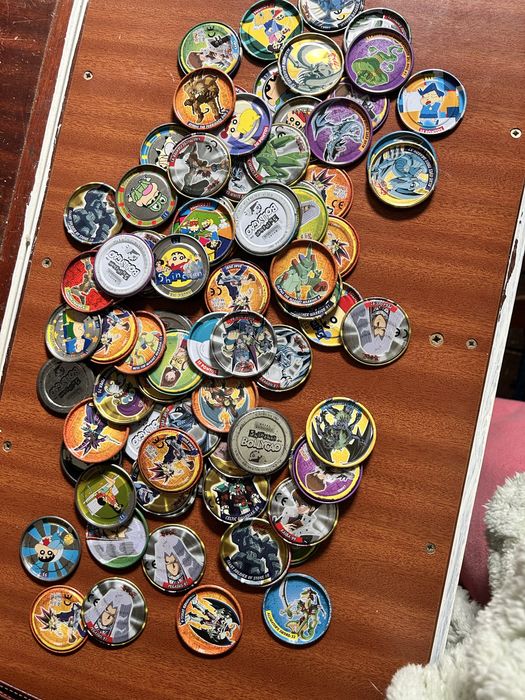 Coleção de tazos de metal da bollycao