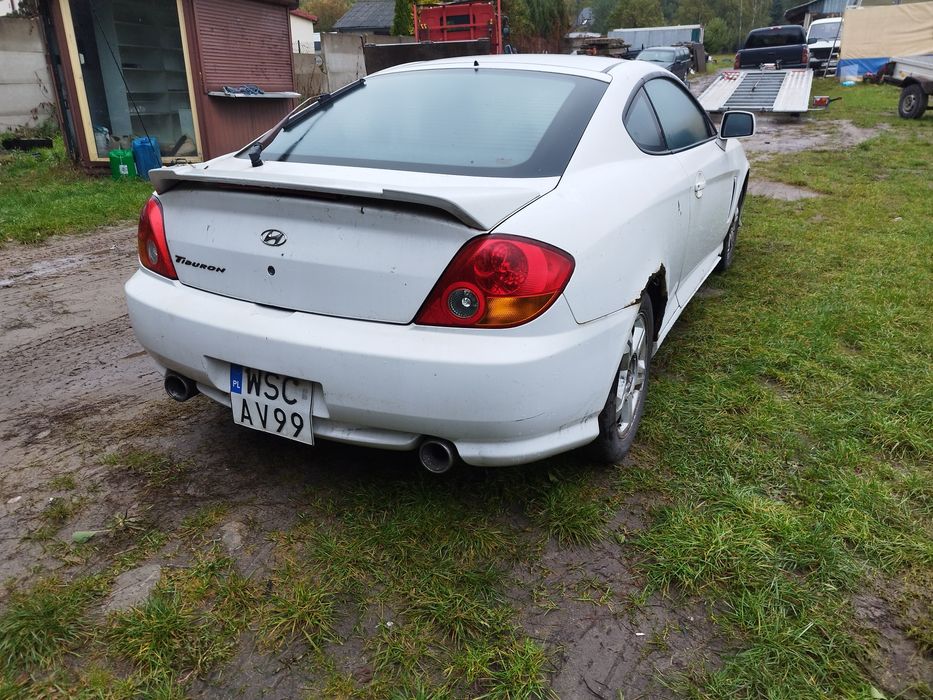 Hyundai Tiburon 2.0 Coupe lampa spojler lotka zderzak części