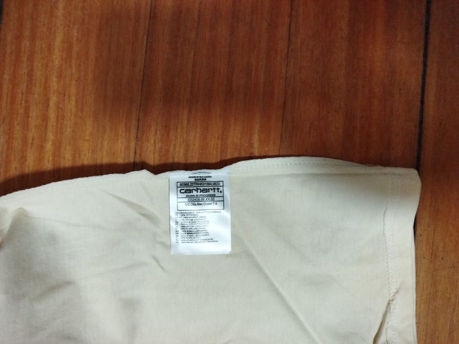T-shirt Carhartt WIP Branca– Tamanho M
