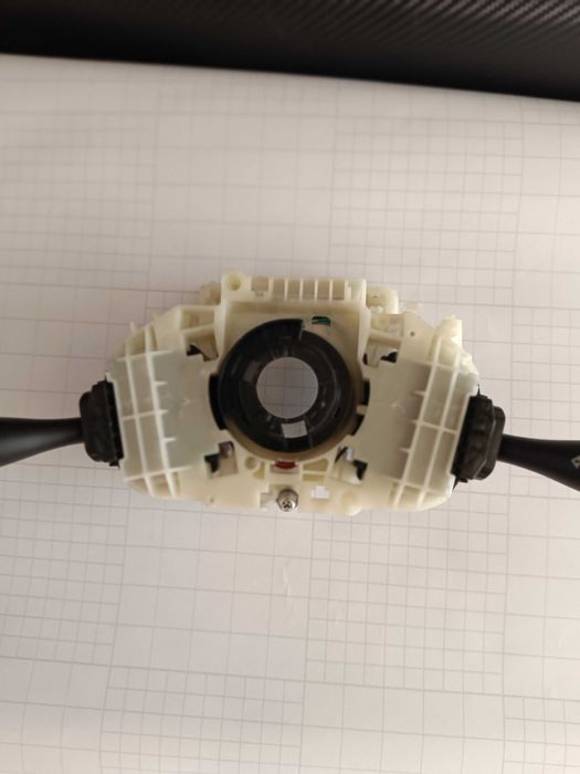 Przelacznik kierunkowskazow mitsubishi colt