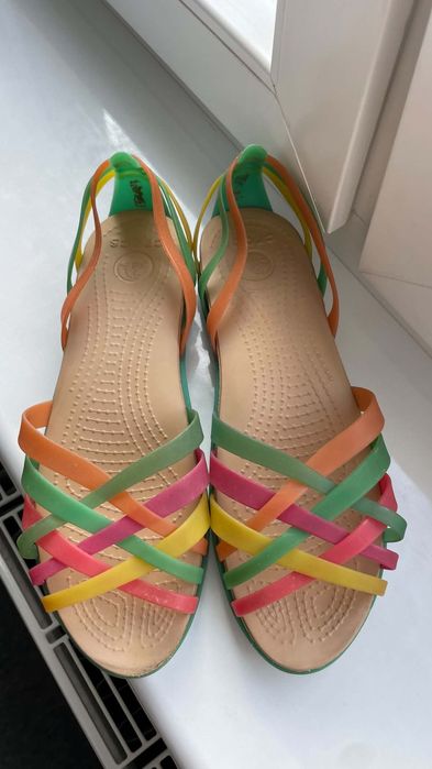 Crocs kolorowe sandały huarache flat W9 39/40