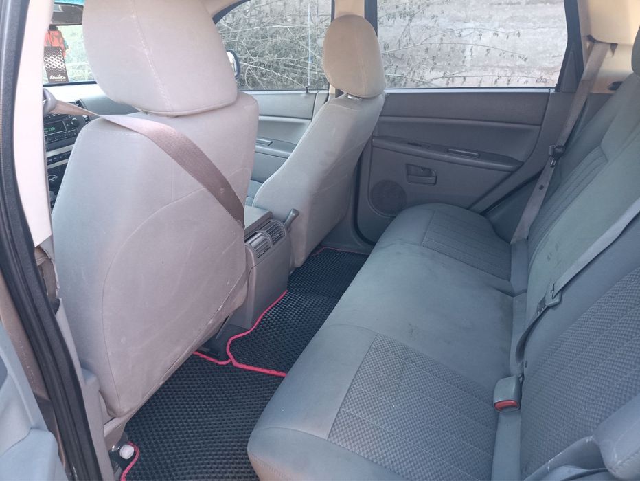 Jeep Cherokee продам