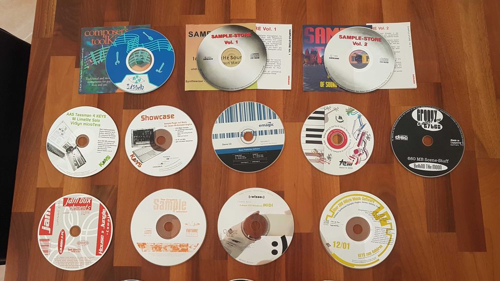 Coleção de sample CDs pela produção de vários estilos de música
