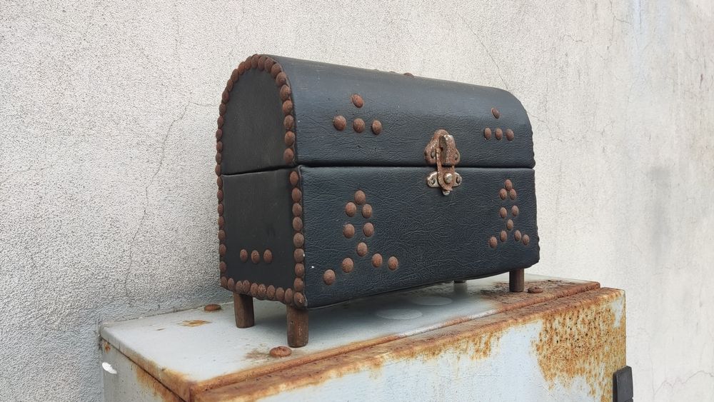 Porta jóias ou Baú em madeira