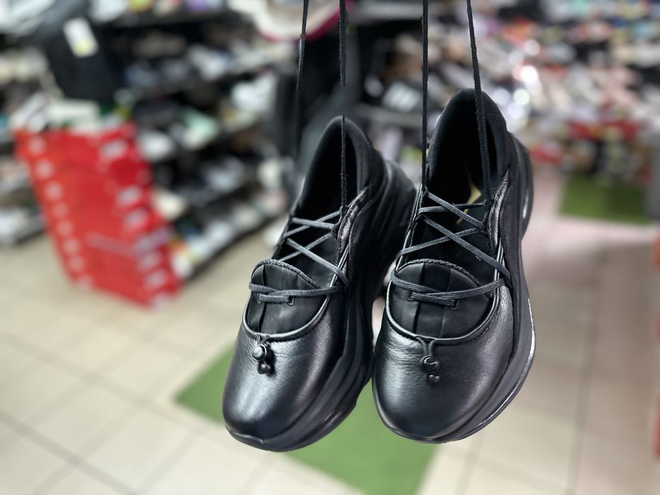 Кросівки Hoka Bondi Mary Jane колаборація ( ООЗМІР 40 2/3 , 40 )