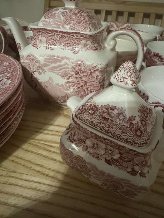 Angielska porcelana 70 szt.