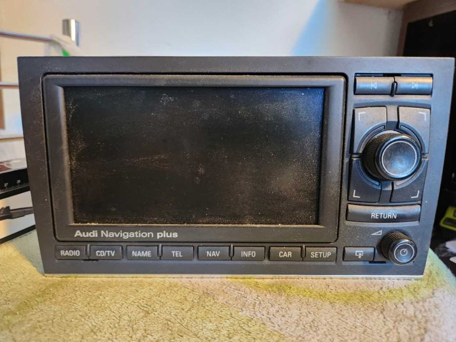 Schowek A4 Audi B6/B7