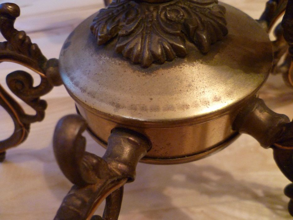 Żyrandol mosiężny