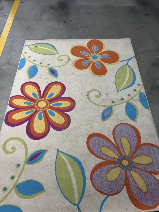 Tapetes como novos - Urgente para desocupar