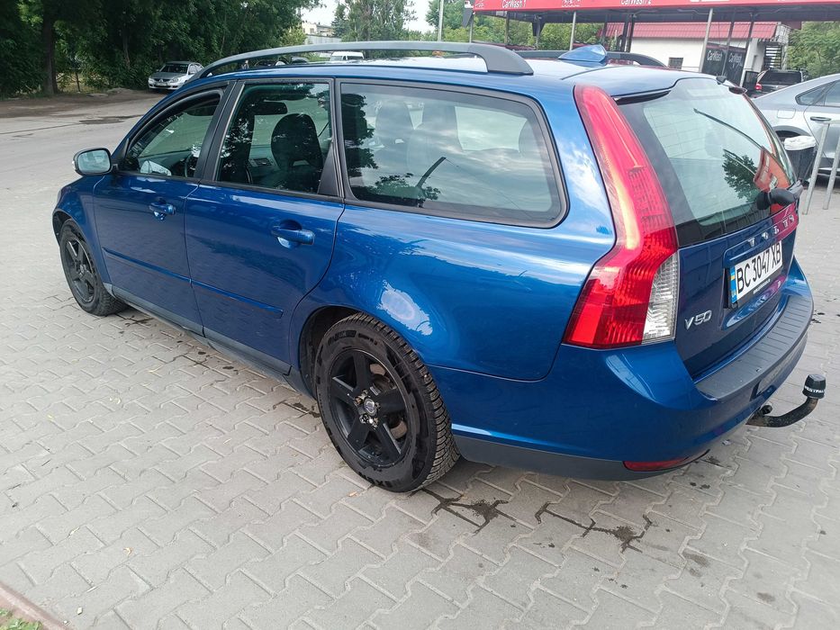 Авто  легкове VoLvo V50