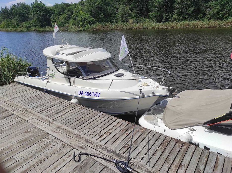 Продам катер Quicksilver Weekend 650