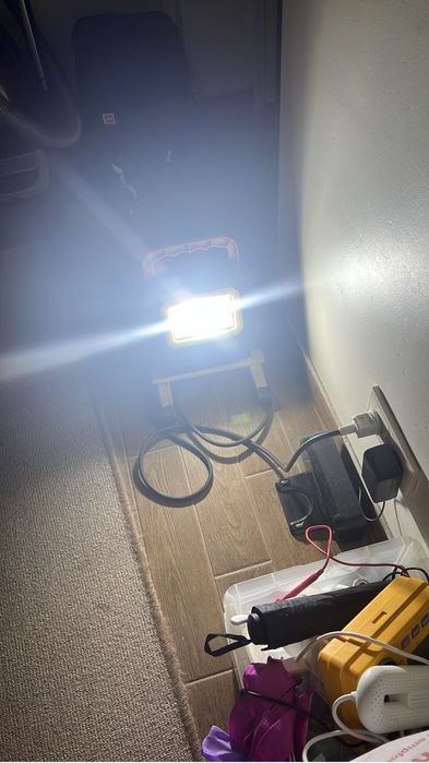 Лед лам будівельна