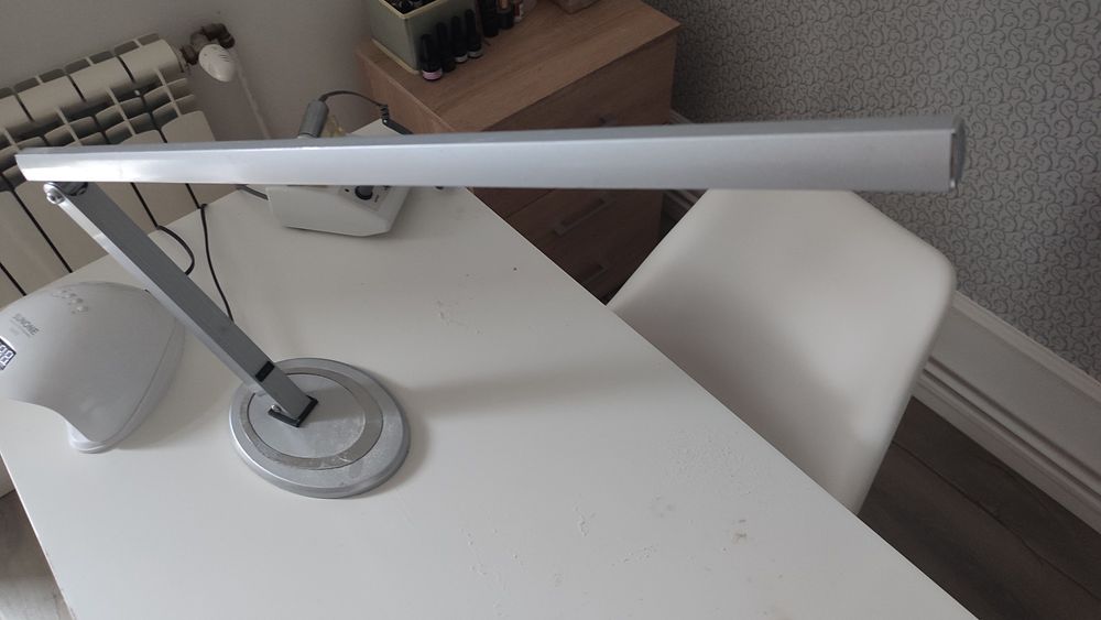 Lampa bezcieniowa do manicure