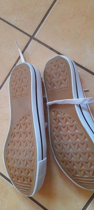 Trampki Cropp rozmiar 40/ 41