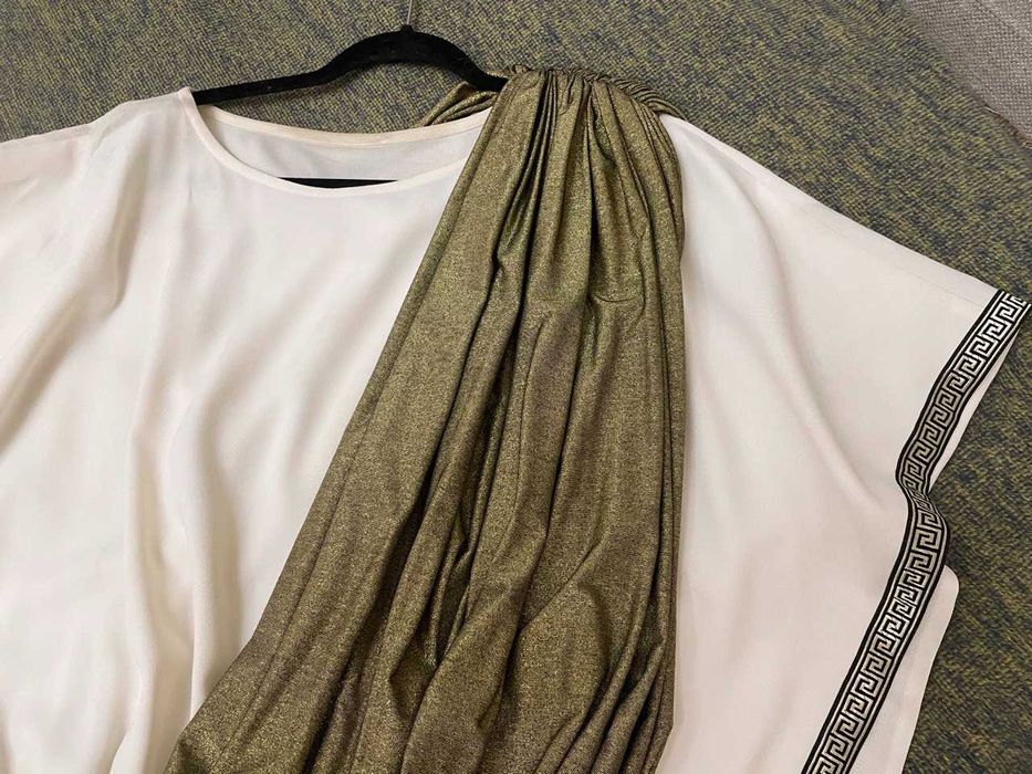 Якісні карнавальні костюми для дорослих (з аксесуарами та взуттям)