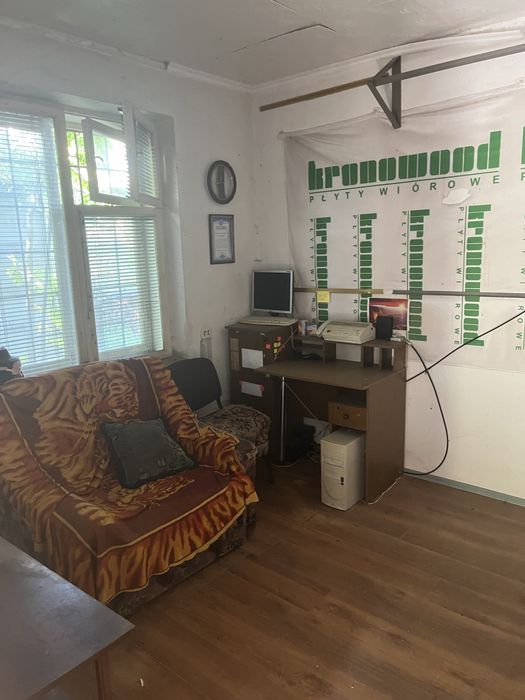 Будинок за адресо вул.Тиха